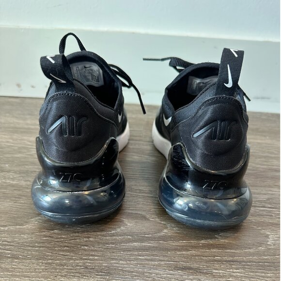 Nike Air Max 270 - Picture 5 of 7